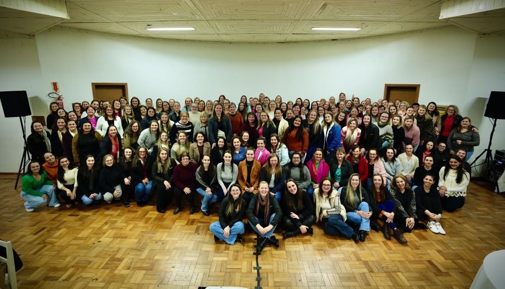 Conexão Mulher reúne mais de 500 participantes em nova turma
