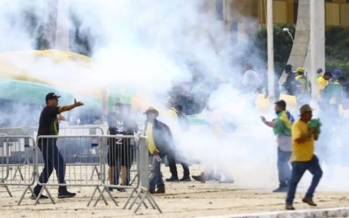 Caminhoneiro foragido por participar de atos de 8 de janeiro é preso no Oeste de SC