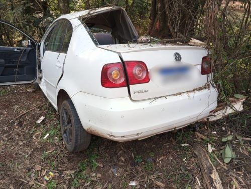 Condutor e caroneiro ficam feridos em acidente na BR-282