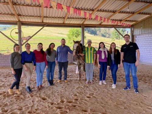 Projeto apoiado pelo Sicredi beneficia Apae de Iraceminha