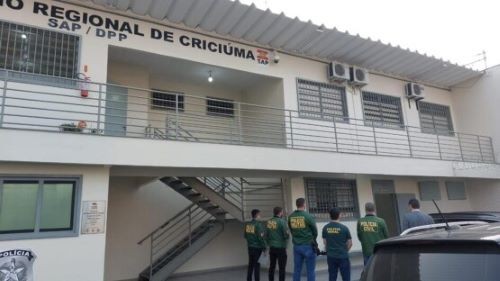 Prefeito de Criciúma é preso na Operação Caronte por fraudes