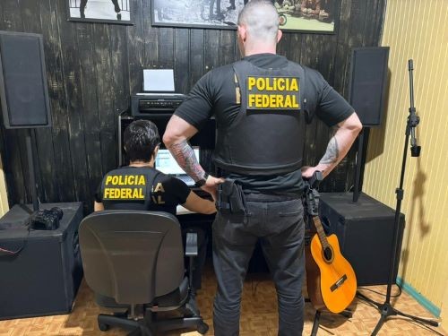 Suspeito de armazenar pornografia infantil é solto após quase oito meses de prisão