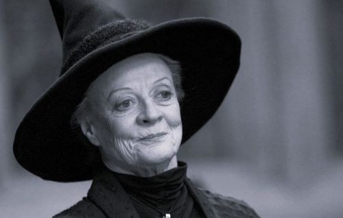Morre a atriz Maggie Smith, de Harry Potter e Downton Abbey