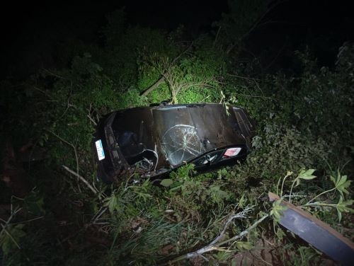 Bombeiros atendem saída de pista na BR-158 em Cunha Porã