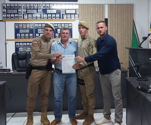 Soldado de Cunha Porã recebe Moção de Aplauso por ato heroico em acidente de trânsito