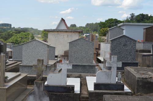Dia de Finados: Reflexões sobre a perda em diferentes crenças e culturas
