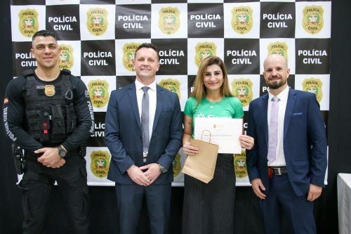 Sicredi Conexão apoia Polícia Civil de Maravilha com aquisição de armamento