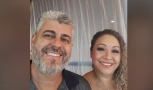 Preso por assassinato de casal, filho aguardou por 2h na casa das vítimas para cometer o crime, detalha polícia