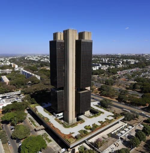 Selic a 12,25% surpreende mercado financeiro e preocupa o setor produtivo