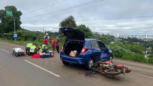Colisão entre carro e moto deixa motociclista ferido na SC-283