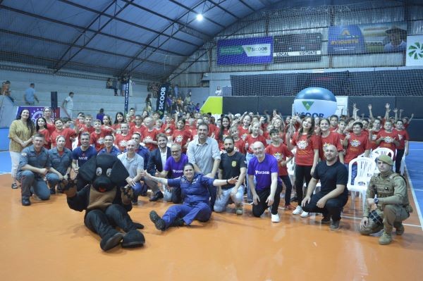Formatura do programa Bombeiro Mirim celebra cidadania e prevenção em Cunha Porã