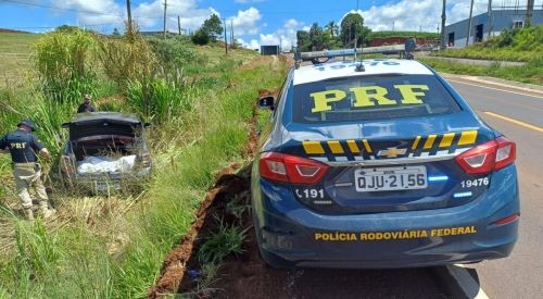 PRF apreende quase 100 kg de maconha após perseguição e troca de tiros no Oeste de SC