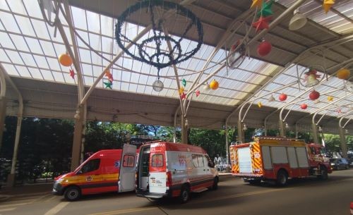 Crianças ficam feridas após queda em quadra de vôlei de areia em Maravilha