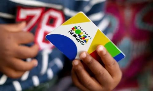 Governo Lula corta 325 mil famílias do Bolsa Família e economiza R$ 274 milhões em um mês
