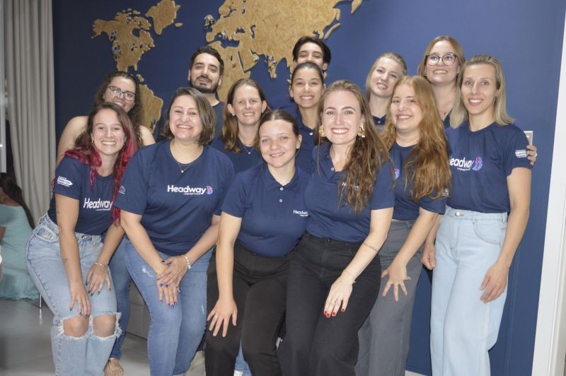 Headway inaugura sua primeira filial em Cunha Porã e oferece ensino de idiomas para todas as idades
