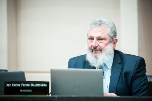 Projeto de lei quer uma árvore plantada em área pública para cada residência de Santa Catarina