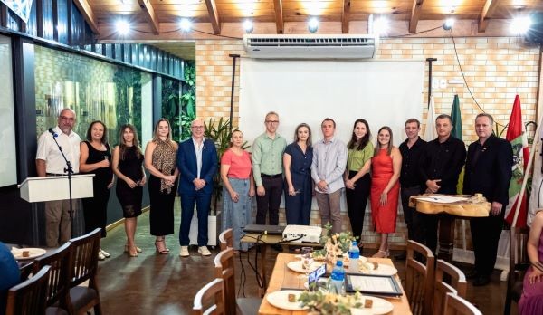 Nova diretoria da CDL/ACISA Cunha Porã toma posse e projeta fortalecimento do associativismo
