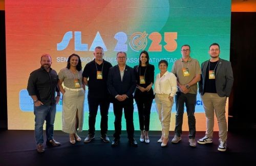 Presidente da CDL e ACISA de Cunha Porã participa de Seminário de Líderes Associativistas