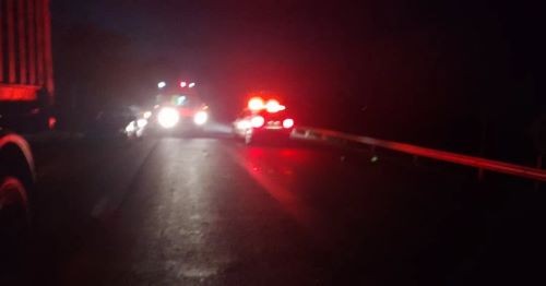 Colisão entre três veículos deixa um ferido na BR-282, em Pinhalzinho