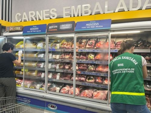 Operação apreende produtos impróprios para consumo em cidades do Oeste de SC