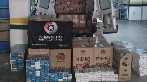 Operação conjunta apreende 40 mil maços de cigarros contrabandeados na BR-282