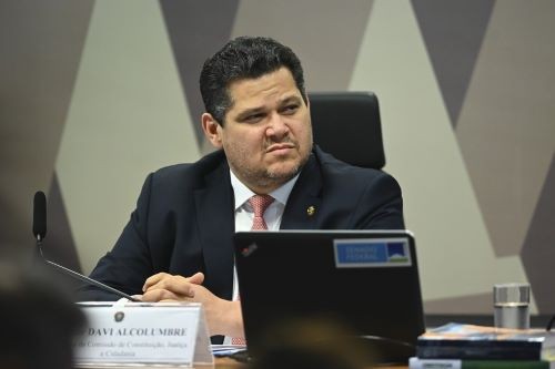 Alcolumbre concede aumentos na Cota Parlamentar dos Senadores; limite será de R$ 46.402 mensal