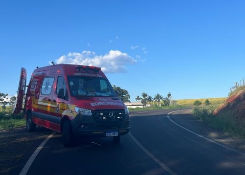 Motociclista de 20 anos fica ferido após queda na Linha Cristo Rei, em Cunha Porã