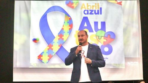 Mauro De Nadal participa de simpósio de autismo em São Miguel do Oeste