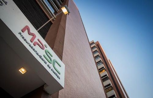 Acordos com ex-gestores e servidores garantem devolução de R$ 350 mil aos cofres públicos no Oeste