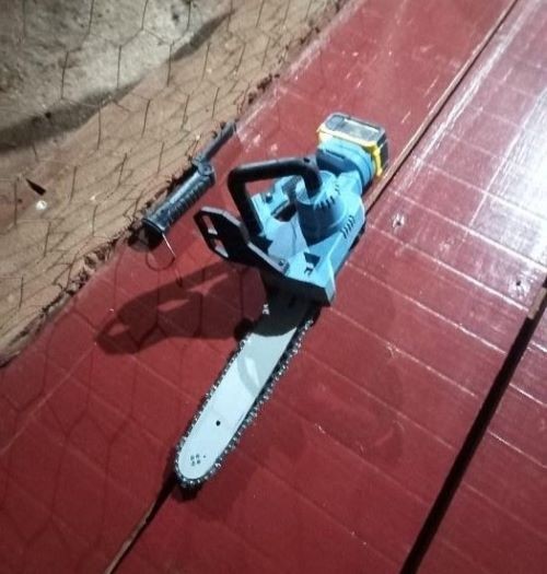 Homem é morto depois de invadir casa com faca, motosserra e ameaçar mulheres