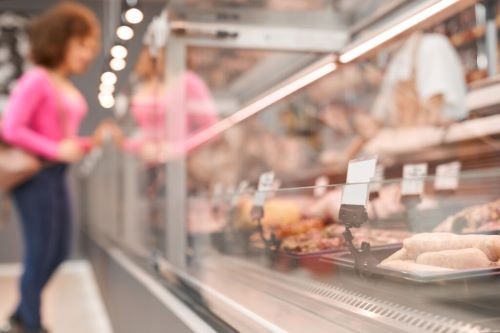 Alta nas exportações eleva preço da carne nos supermercados brasileiros