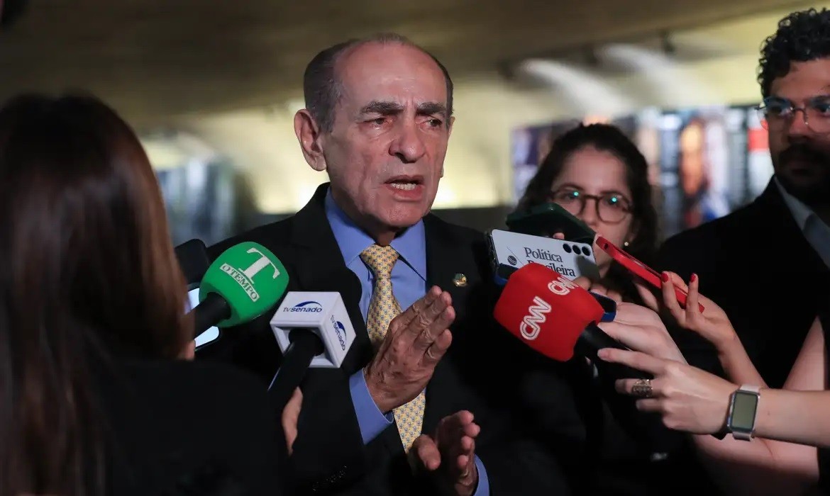 CCJ do Senado aprova fim da reeleição para cargos de presidente, governadores e prefeitos