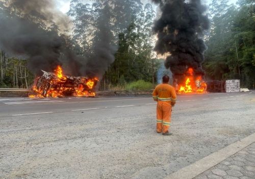Acidente na BR-280 resulta em duas vitimas fatais e diversos feridos em SC