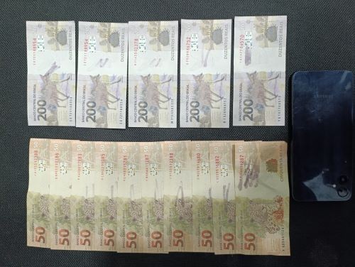 Homem é preso com R$ 1.500 em notas falsas durante operação da PM em Palmitos