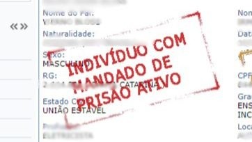 Homem procurado por homicídio é preso no Oeste ao tentar registrar boletim de ocorrência