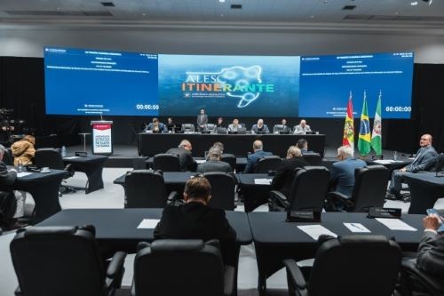 Aprovado PL que trata da circulação de máquinas agrícolas em SCs
