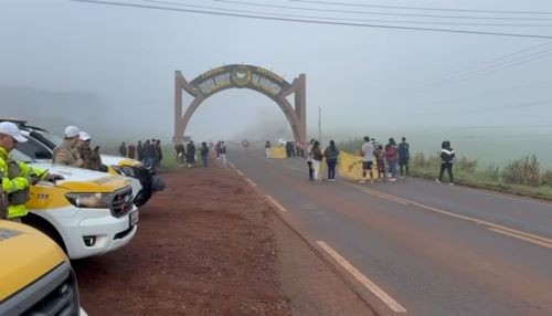 Indígenas bloqueiam SC-155 em Abelardo Luz em protesto contra Projeto que afeta demarcações em SC