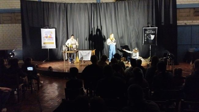 Festival de Cenas Curtas encanta o público em Cunha Porã