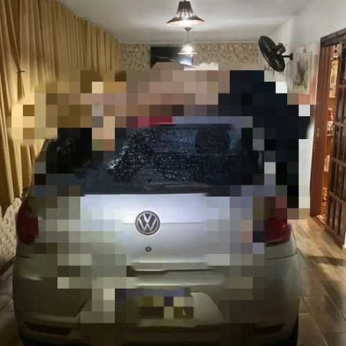 Mulher é atropelada e motorista só percebe em casa no Rio Grande do Sul