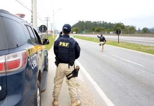 PRF inicia Operação Corpus Christi 2025 nas rodovias federais de SC