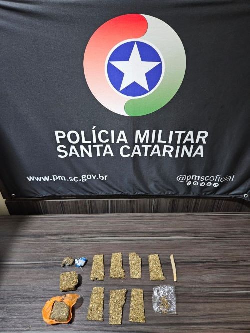 Adolescente é apreendido por tráfico de drogas no Centro de Maravilha
