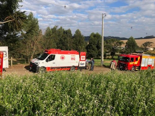 Trabalhador de 61 anos fica ferido durante corte de eucaliptos no interior de Maravilha