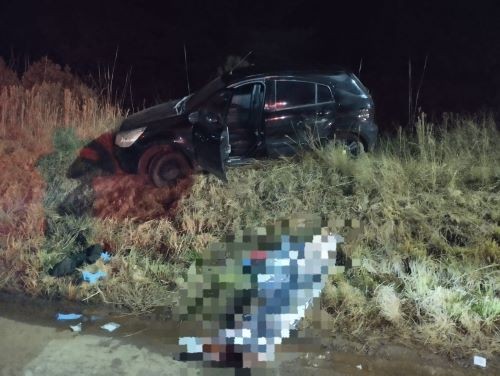 Homem é encontrado morto com perfurações por faca após acidente na BR-470