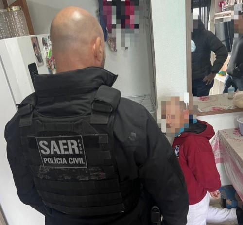 Homem é preso no Oeste por envolvimento no transporte de 10 toneladas de maconha