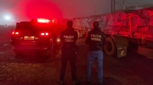 Contrabando de 20 toneladas de abóbora é flagrado e motorista é preso no Oeste de SC