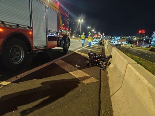  Motociclista morre ao colidir em carro que trafegava na contramão no Oeste