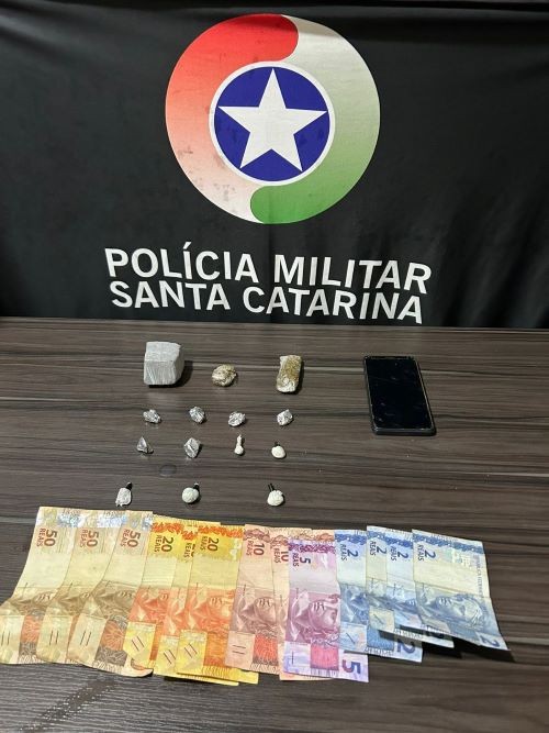 Polícia Militar prende dois homens por tráfico de drogas em Maravilha