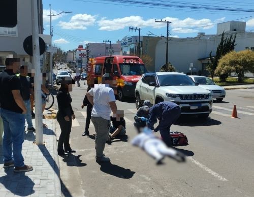 Mulher é atropelada ao tentar socorrer ciclista após acidente em Curitibanos