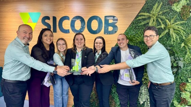 Sicoob Credial recebe prêmio nacional de educação financeira