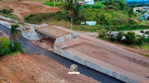 Corte de mais de R$ 500 milhões no orçamento ameaça 5 obras de rodovias federais em SC
